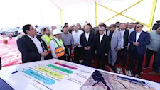 وزير النقل يطلق التشغيل التجريبي لمحوري الفشن وديروط