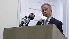 نقيب الأطباء يحذر من التوسع العشوائي في كليات الطب