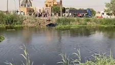 مأساة على طريق البدرشين.. مصرع 7 أشخاص من أسرة واحدة إثر سقوط سيارتهم بترعة المريوطية بالجيزة