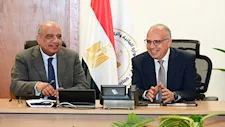 وزيرا الري والكهرباء يبحثان التوسع في الطاقة الشمسية بمحطات الرفع والتحول الأخضر