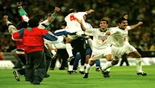 قناصة وزهور بيضاء.. قصة مباراة إيران وأمريكا في كأس العالم 1998