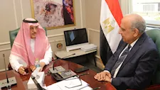وزير الكهرباء يبحث مع أكوا باور تسريع مشروعات رياح بقدرة 2300 ميجاوات