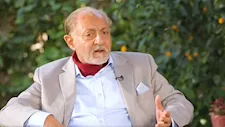 "وداعا أيها الرجل العظيم".. أشرف زكي ينعى عبدالعزيز مخيون بهذه الكلمات