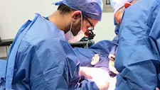 لأول مرة في أسوان.. 7 عمليات دقيقة لتشوهات عظام الأطفال بمستشفى دراو المركزي
