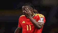"الإصابة وتغيير مركزه".. دوكو يكشف سبب تراجع مستواه في مباراة مصر بكأس