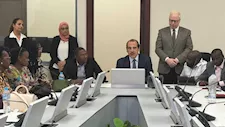 نائب وزير الصحة يستقبل وفد المركز الإفريقي لمكافحة الأمراض.. ماذا دار؟