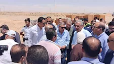 وزير الإنتاج الحربي ومحافظ المنيا يتفقدان مشروعات الصرف الصحي بملوي وديرمواس
