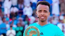 بعد منعه من المونديال.. تعيين الصومالي عمر أرتان حكمًا لمباراة كأس السوبر الأوروبي