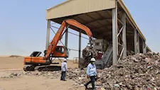 160 طنًا في الساعة.. كيف يحول مصنع "سوهاج العملاق" المخلفات إلى موارد؟ (صور)