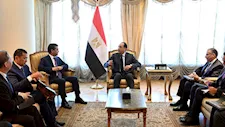 مدبولي يبحث مع وزير الخارجية الأوزبكي تطورات مفاوضات "التجارة الحرة" بين البلدين