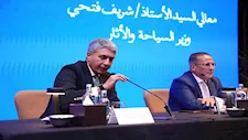 "العمل" و"السياحة" تطلقان مبادرة لتراخيص الأجانب بالمنشآت السياحية خلال يومين