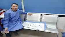 بالصور- استخراج 100 مسمار وصامولة من معدة مريض في بني سويف
