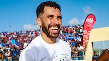 رسالة لينكد إن تقود نجم إيرلندا إلى كأس العالم 2026.. ما القصة؟