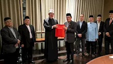 المفتي يلتقي أعضاء منظمة خريجي الأزهر بماليزيا