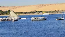 "شبورة كثيفة وأتربة".. "الأرصاد" تكشف تفاصيل حالة الطقس المتوقعة غدًا الثلاثاء