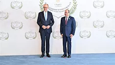الرئيس السيسي يلتقي المستشار الألماني.. ماذا دار؟