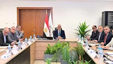 وزير الري يتابع إيراد النيل واستعدادات الوزارة لفترة أقصى الاحتياجات المائية