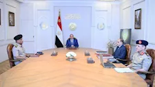 السيسي يتابع مع وزير الدفاع أنشطة القوات المسلحة وجهودها بالمشروعات القومية