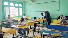 "فوق المتوسط".. تباين آراء طلاب الثانوية الأزهرية بجنوب سيناء حول امتحان الكيمياء -صور