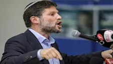 سموتريتش: سنبقى في لبنان لسنوات ولن ننسحب حتى لو طلبت أمريكا