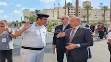 "ولاد مصر أمانة في أيديكم".. مدير أمن بورسعيد يتفقد قوات تأمين امتحانات