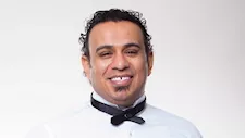 على أنغام "عم المجال".. منتخب مصر يحتفل بالفوز ومحمود الليثي يعلق