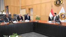 وزير الصناعة يبحث مع غرفة صناعة الأخشاب خطط تعزيز الصادرات