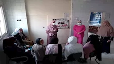 بالصور- فحص 1461 مواطنًا في قافلة طبية مجانية في بني سويف