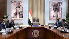 مدبولي يتابع خطة إعادة هيكلة وحدات بالجهاز الإداري للدولة لتحسين الخدمات