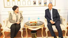 محافظ أسيوط يبحث مع نائب وزير الصحة جهود تنمية الأسرة ودعم الملف السكاني