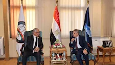 رئيس هيئة قناة السويس يستقبل النائب العام بأكاديمية التدريب البحري 
