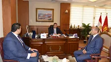 محافظ بورسعيد يبحث استعدادات استضافة بطولة الجمهورية للشركات