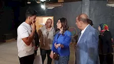 "كل الشياكة دي ولا تفرق معايا".. وزيرة الثقافة ترفض استلام مسرح المنيا بدون مخارج طوارئ -فيديو  