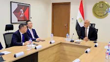 وزير التعليم يبحث مع هواوي تطوير البنية التكنولوجية للمدارس 