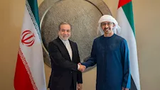 خلال اتصال هاتفي.. الإمارات تطالب طهران بالالتزام وحماية الملاحة في هرمز