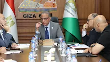 محافظ الجيزة يتابع التصالح والاستثمار بالواحات ويدعم تسويق التمور والخدمات