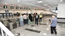 9 صور.. استمرار توافد الركاب على محطة الاستاد بمونوريل شرق النيل