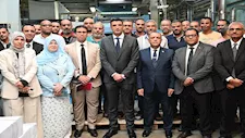 وزير الصناعة يتفقد المطابع الاميرية ويبحث خطط تطويرها (صور)