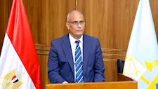 محافظ كفر الشيخ يجري حركة تنقلات محدودة بين رؤساء المدن