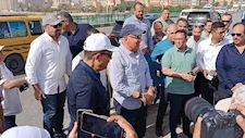 وزير الري يتفقد أعمال تطهير نهر النيل وترعة الإبراهيمية خلال جولة بالمنيا