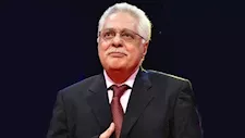 قبل إعلان اعتزاله.. ماذا قال توفيق عبدالحميد عن وفاة سهام جلال؟