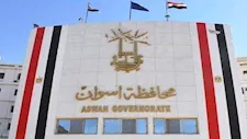 بـ 5 قرارات.. محافظ أسوان ومدير الأمن يطلقان خطة لمواجهة الإشغالات و"التوك توك"