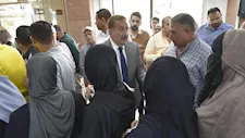 إحالة 63 من العاملين بحي العرب ببورسعيد للتحقيق