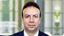 كيف صمد الاقتصاد المصري في مواجهة الصدمات الخارجية؟ نائب محافظ المركزي يجيب