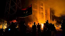 ليبيا تشتعل بالاحتجاجات ضد مفوضية اللاجئين.. ماذا يحدث؟