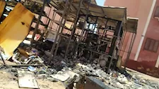 النيران التهمت محتوياته.. السيطرة على حريق داخل كشك بقالة بطور سيناء 