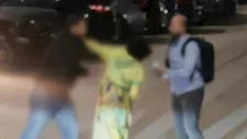 مطاردة وضرب في الشارع.. فحص فيديو اعتداء على فتاة متداول بالسوشيال 