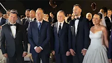 بحضور رئيس الوزراء ووزير الداخلية.. 10 صور من حفل زفاف ابن وزير الشباب