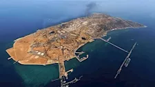 انفجارات قرب جزيرة خرج الإيراني.. وإعلام طهران يكشف السبب