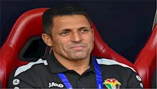 الشرط الجزائي يؤجل توقيع الحسين عموتة مع الأهلي.. تفاصيل 